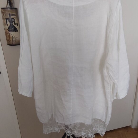 Beautiful Linen and Lave Top 1X - Picture 5 of 5